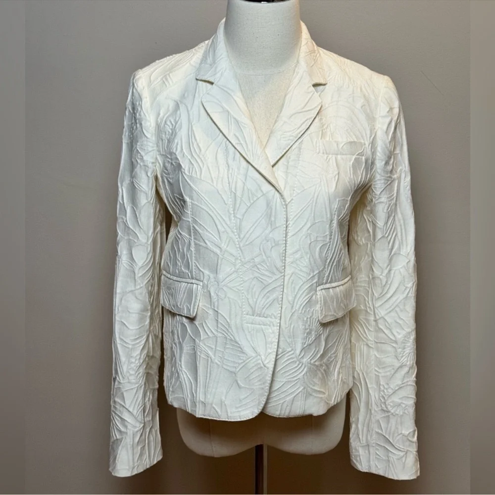NWT Gucci Ivory Floral Textured Blazer - Size 42/US 6